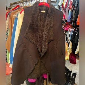 WD/NY faux suede vest with Sherpa. Size large